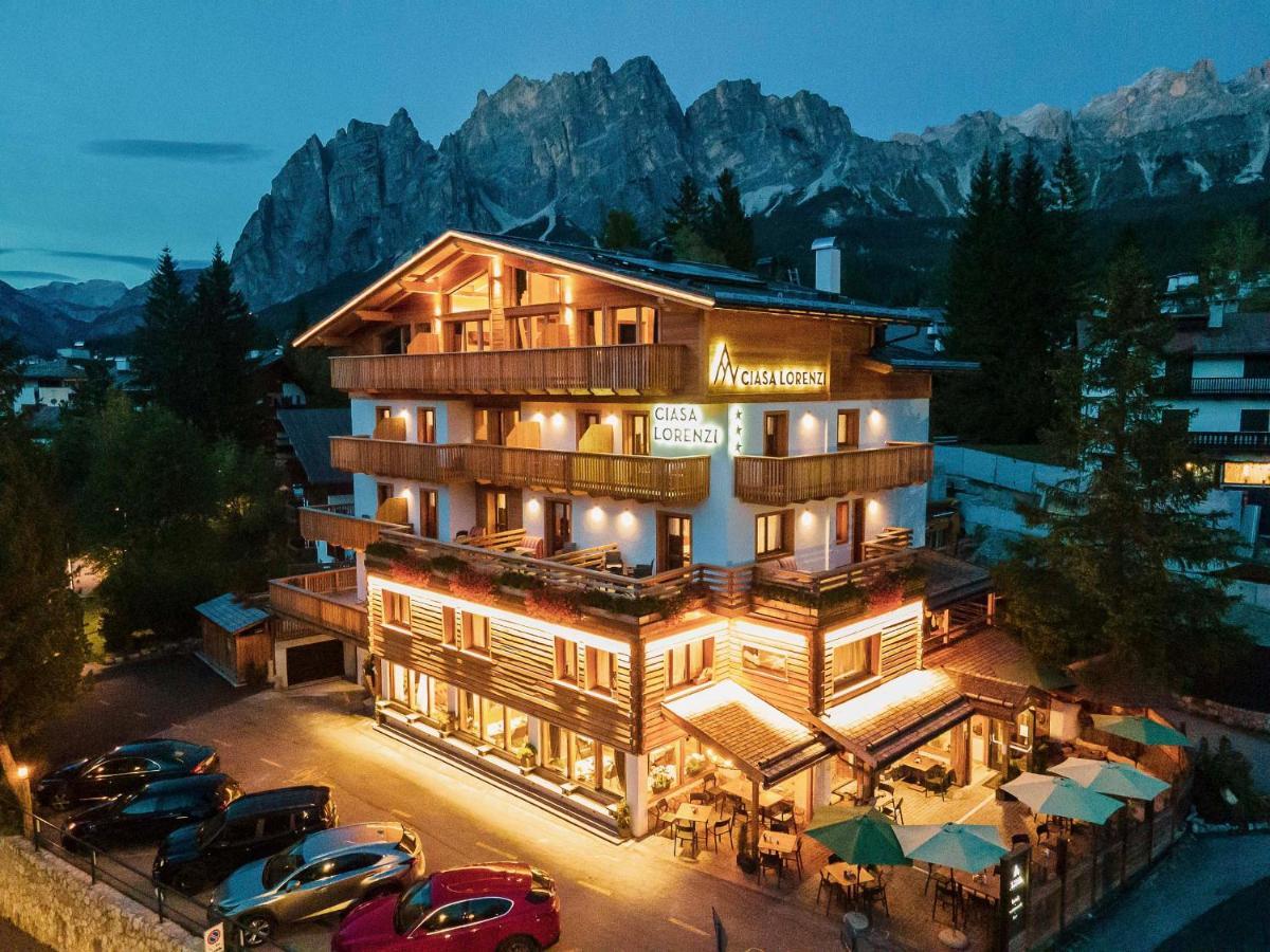 Hotel Ciasa Lorenzi 3*