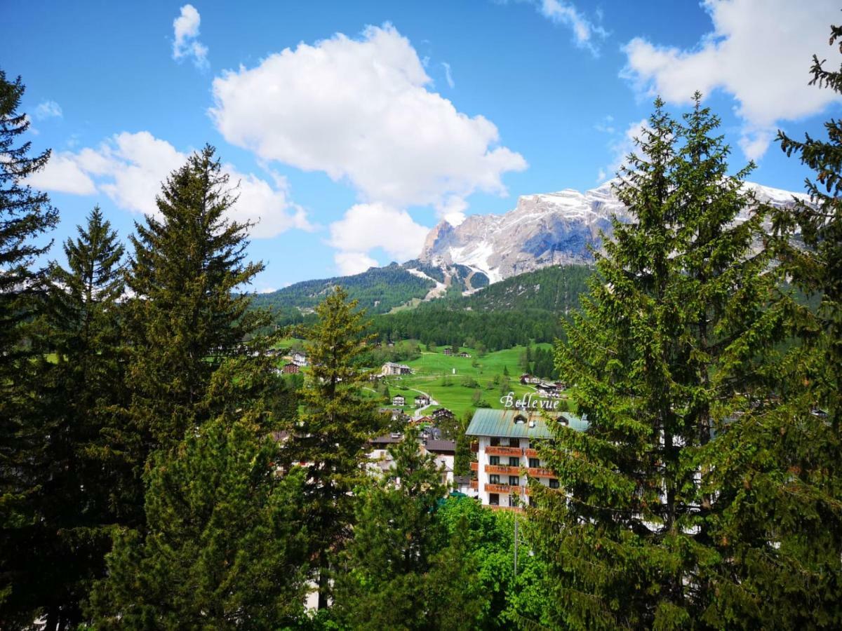 Ciasa Lorenzi Hotel